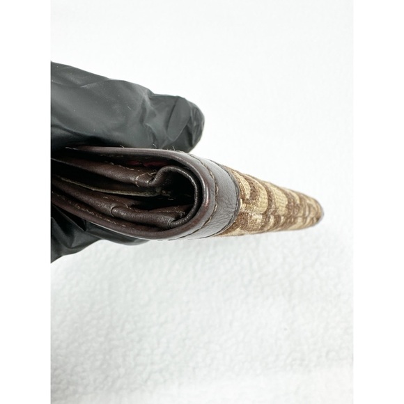 Christian Dior Vintage Bifold Wallet - Iconic Elegance in Excellent Condition - Picture 10 of 11